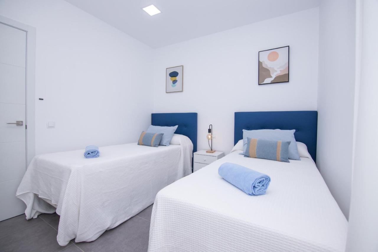 Apartment Family 6 Beachfront Corralejo By Holidays Home Esterno foto